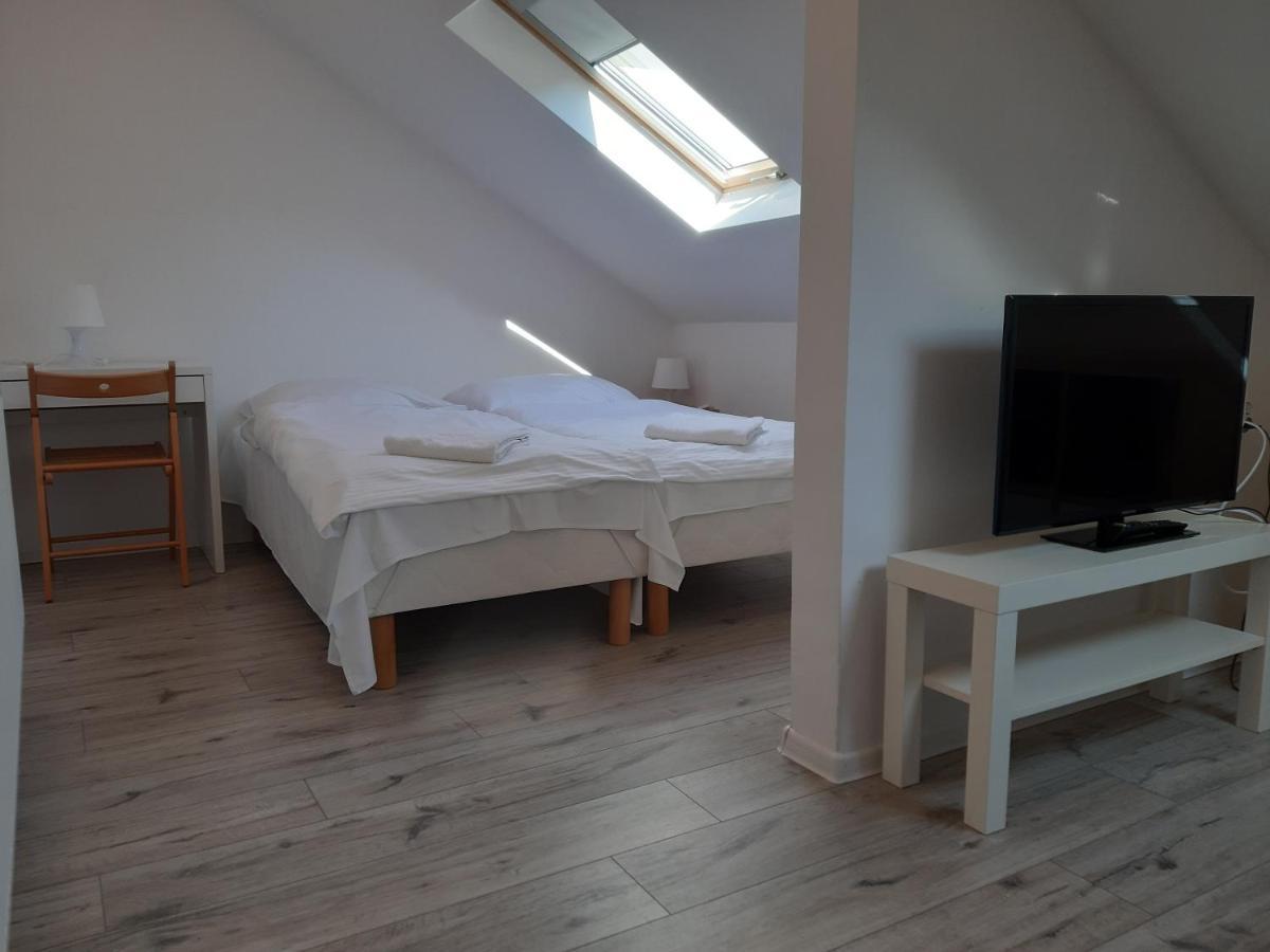 Hotel Owr Przystan à Międzybrodzie Bialskie Extérieur photo